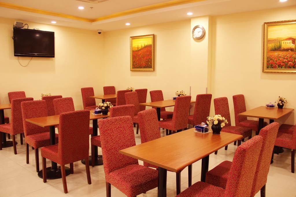 Hanting Express Shanghai Middle Sichuan Road Exterior photo